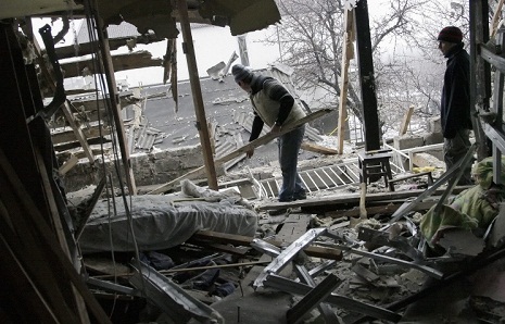 East Ukraine cities shelled from Smerch rocket launchers, over dozen killed